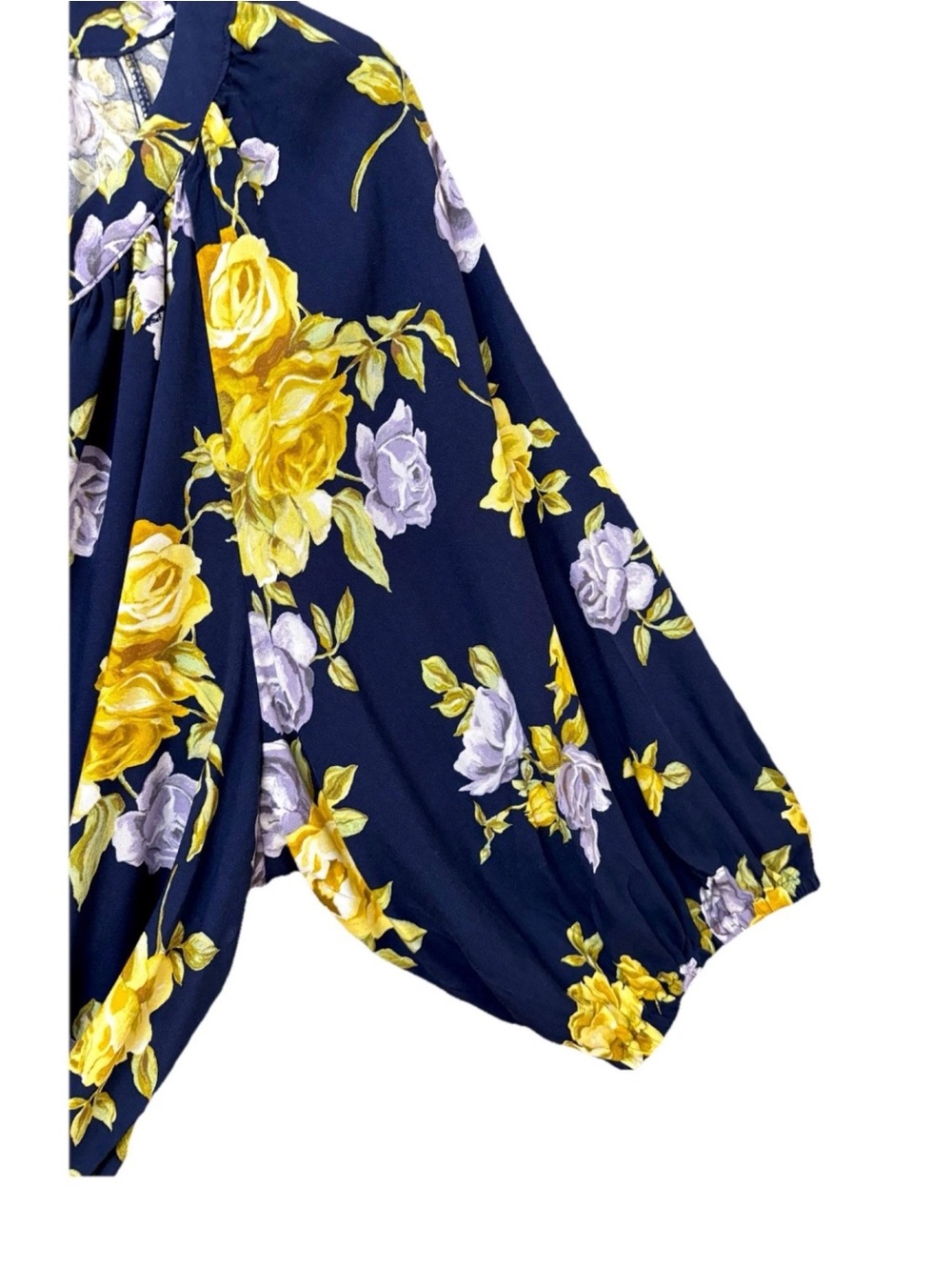 WOMEN PLUS FLORAL ROSES TOP 3X RAYON 3/4 SLEEVE ROMANTIC FEMININE SPLIT V NECK - Picture 4 of 10